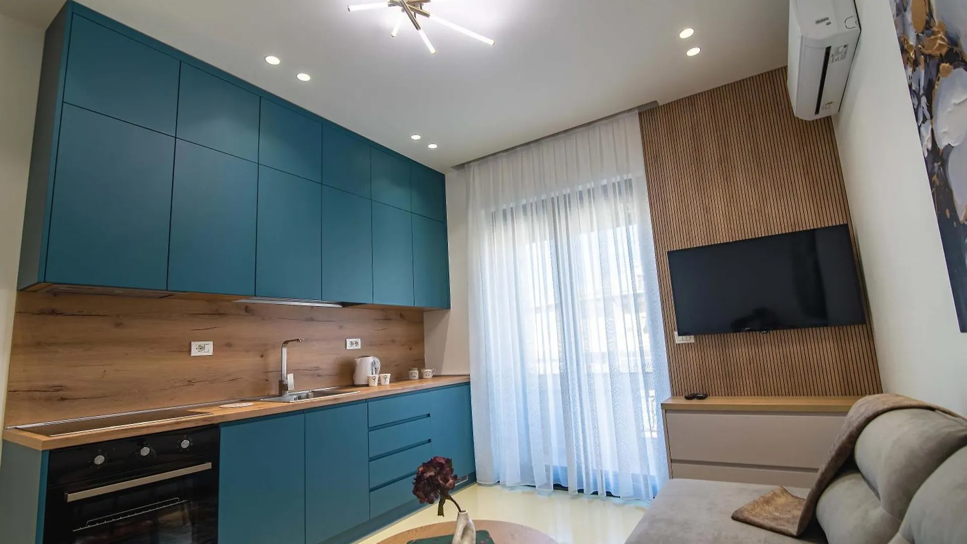 Super City Center Apartments ティラナ アルバニア